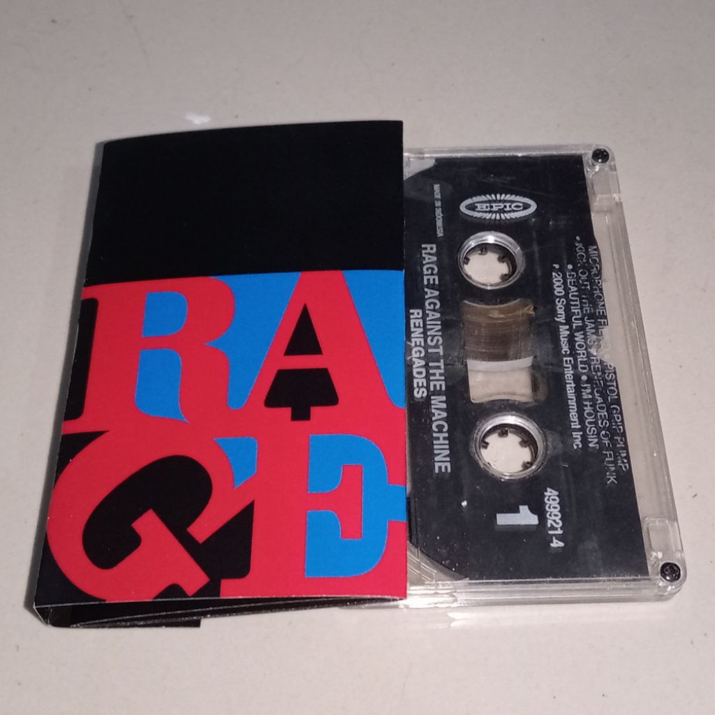 Kaset Rage Against The Machine - Renegades (COVER REPRO ISI ORI)