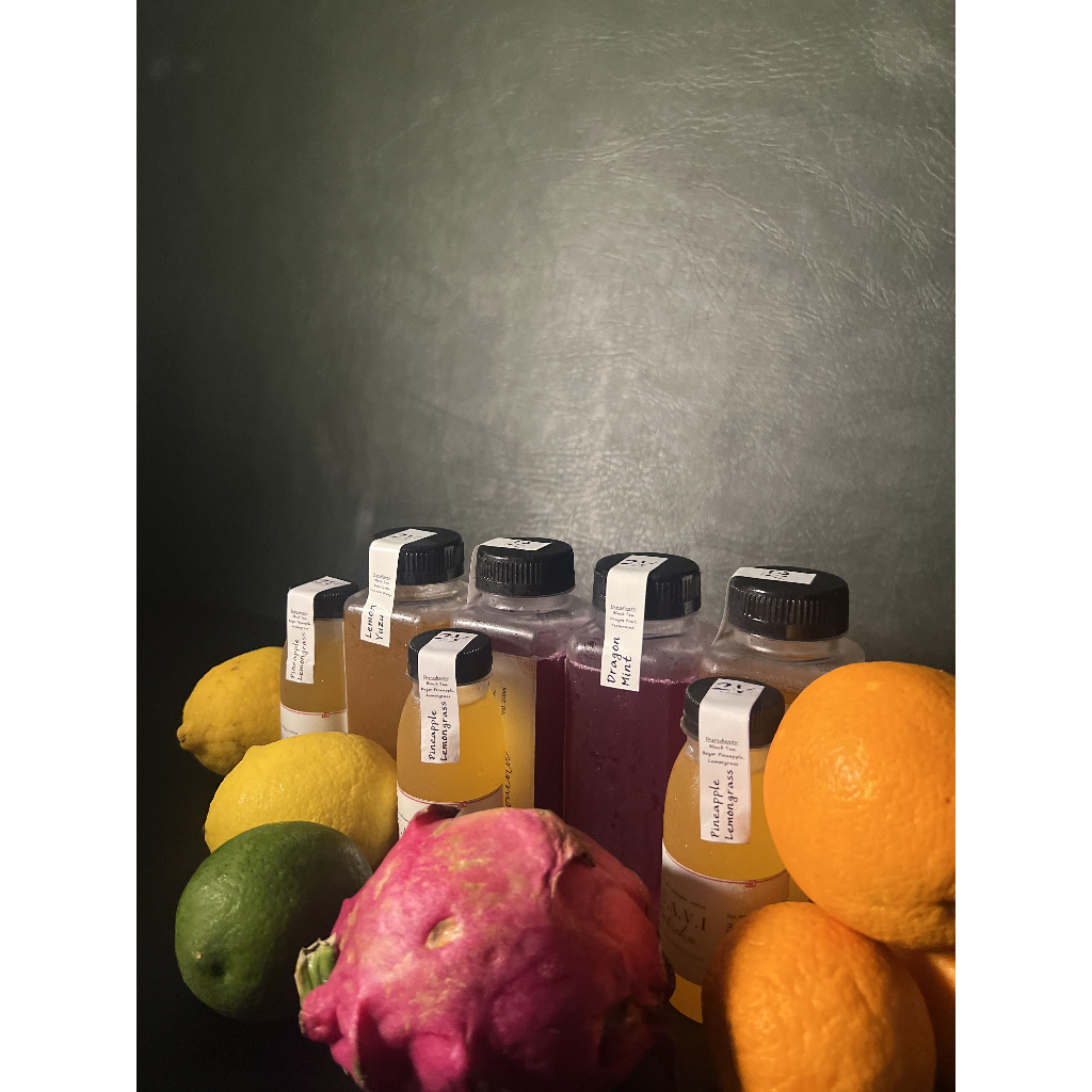 

Kombucha (minuman fermentasi dari teh dan buah)