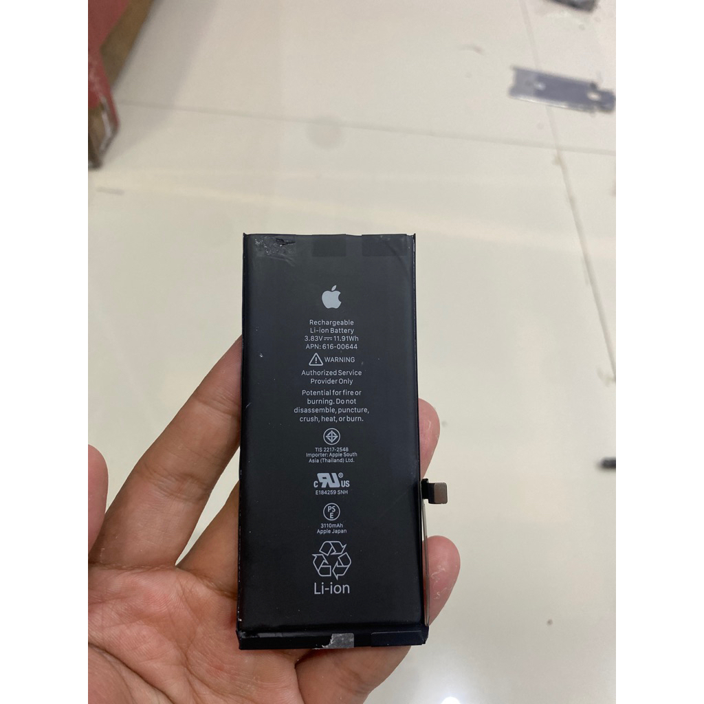 Batrei iphone 11 bekas pemakaian