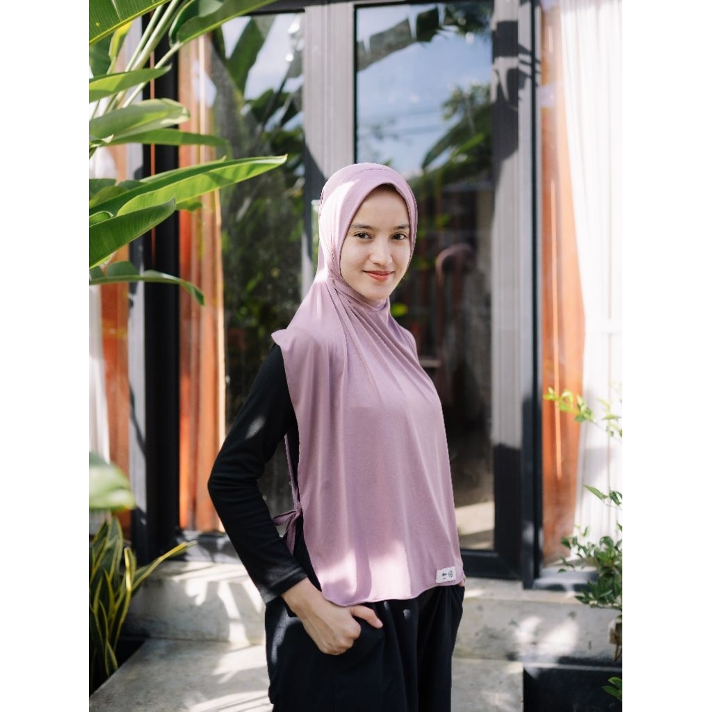 Sukhar The Label | Hijab Sport Syar'i Warna LILAC | Hijab Rompi Warna LILAC| Hijab Menutup Dada | Ke
