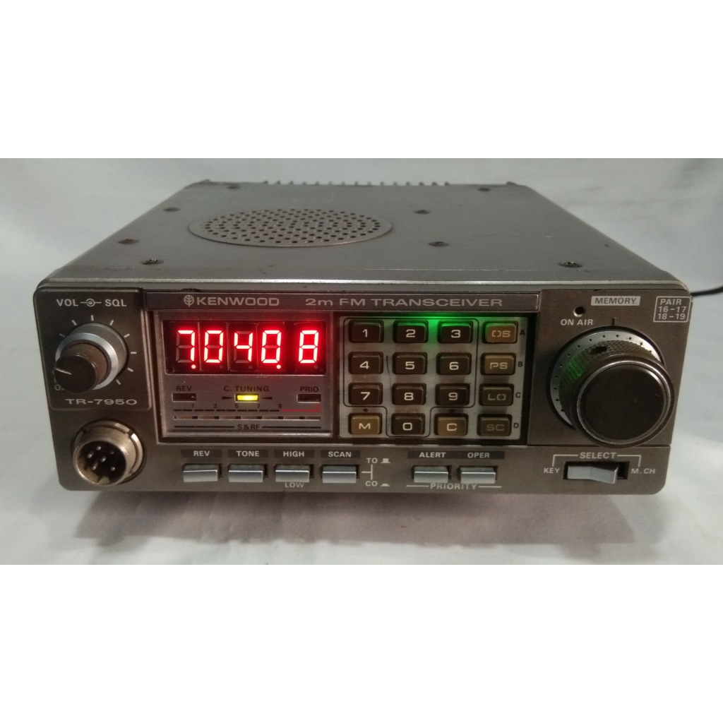 Rig Kenwood TR 7950 Normal 60++ watt