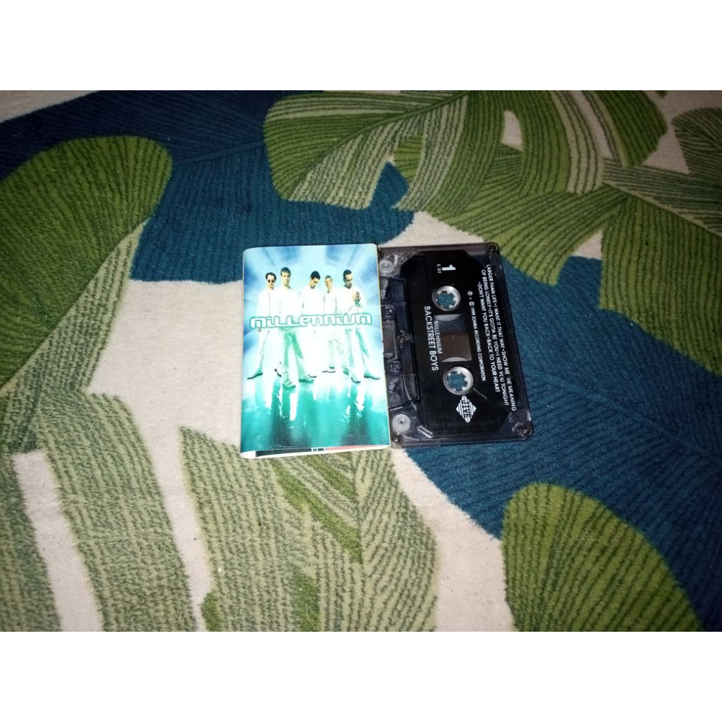 KASET PITA BACKSTREET BOYS MILLENIUM
