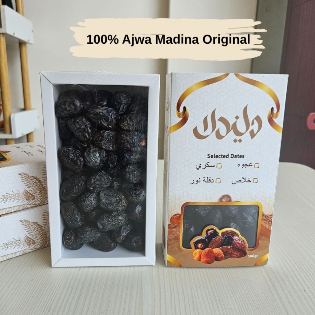 

Kurma Ajwa Box 100% Asli Madina