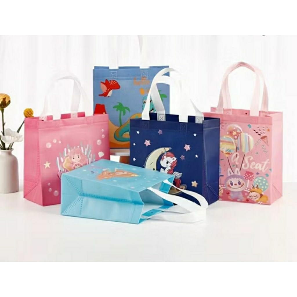 

Goodie bag ulang tahun tas spunbond