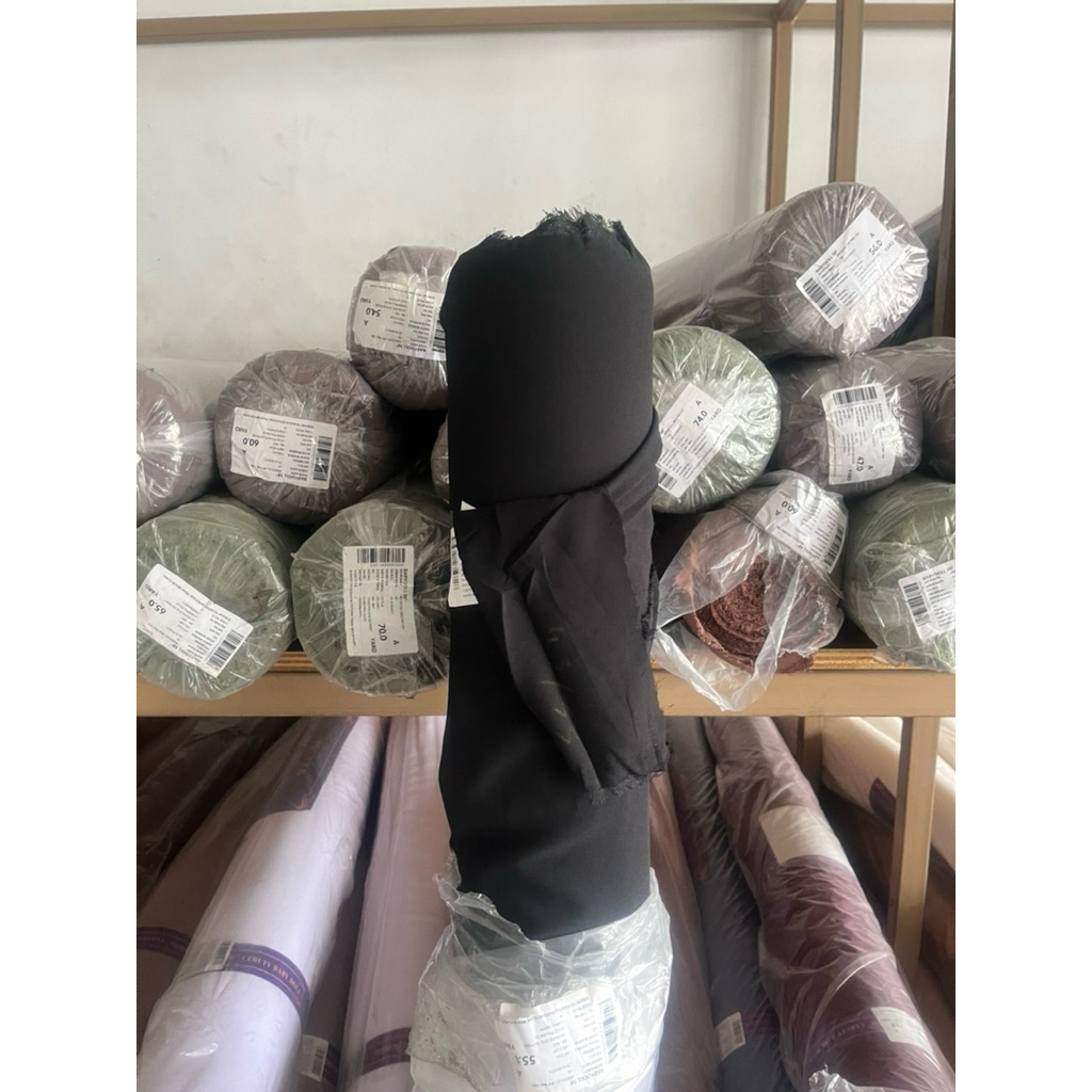 KAIN CERUTY BABYDOLL PREMIUM HITAM 1 ROLLAN/GULUNGAN ISI 60 YARD