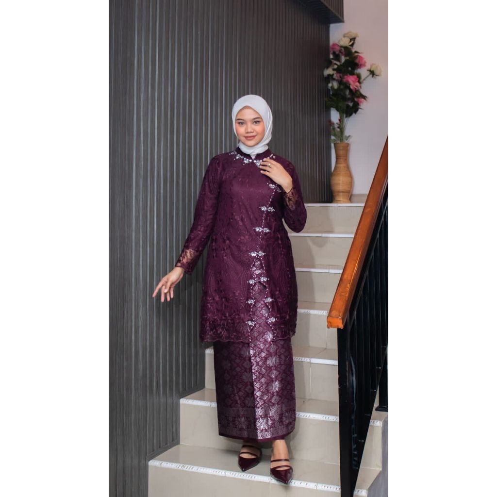 Tunik Janggan Kombinasi Zikza Payet Elegan Bahan Tille Premium Dengan Rok Batik Songket —  Baju Tuni