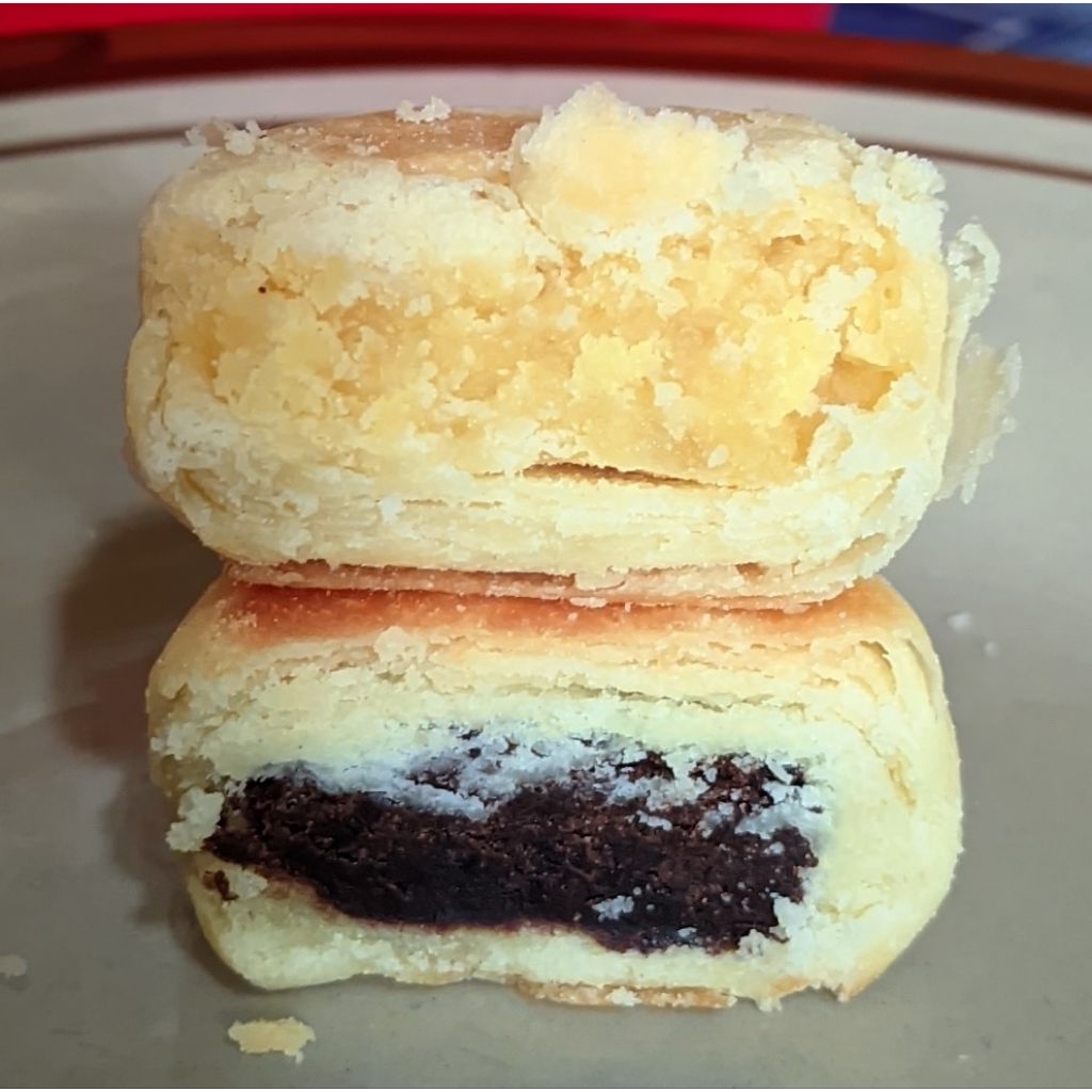 

Bakpia 4 Sekawan (Rasa Mix Coklat Dan Keju Isi 15)