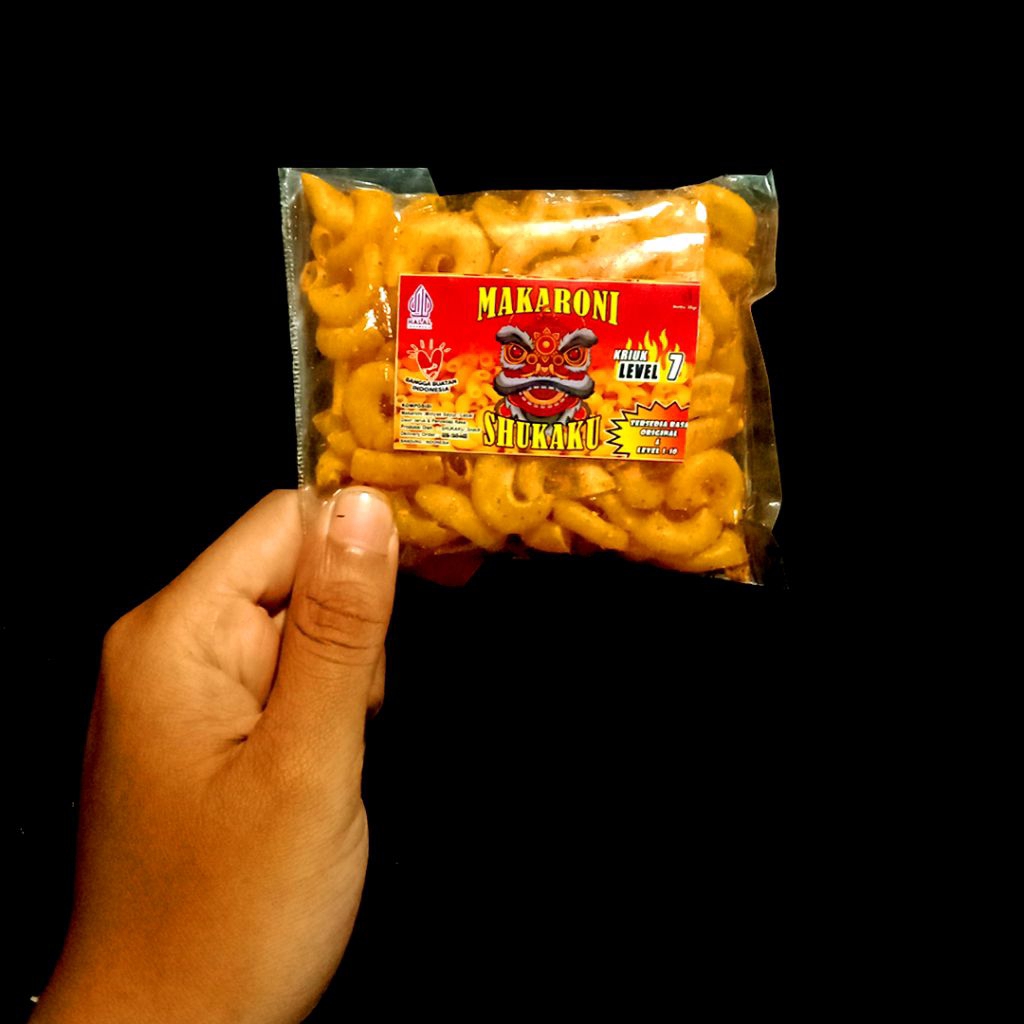 

SHUKAKU Makaroni Level Pedas Extra Daun Jeruk Isi 12 Kemasan 35gr