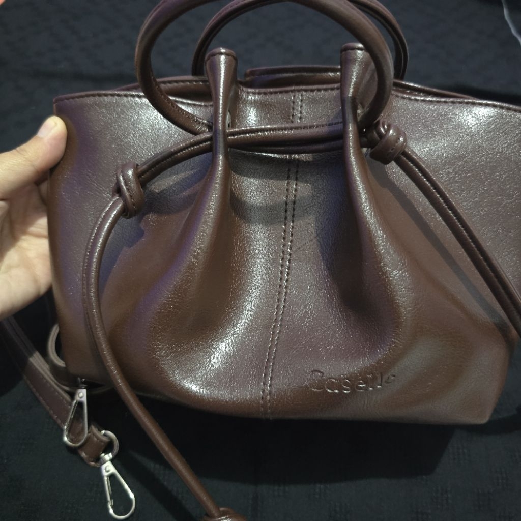 tas caselle preloved barang masih baru