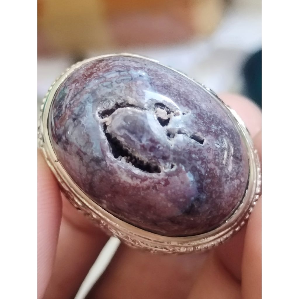 batu cincin ati ayam combong sakral