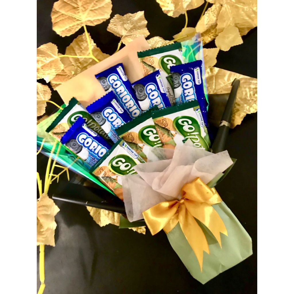 

Buket Snack Murah Gold Hijau Mewah