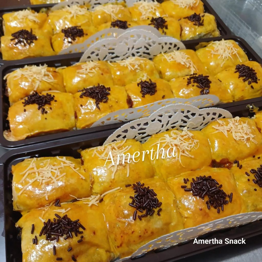 

Bolen Pisang Cokelat Keju
