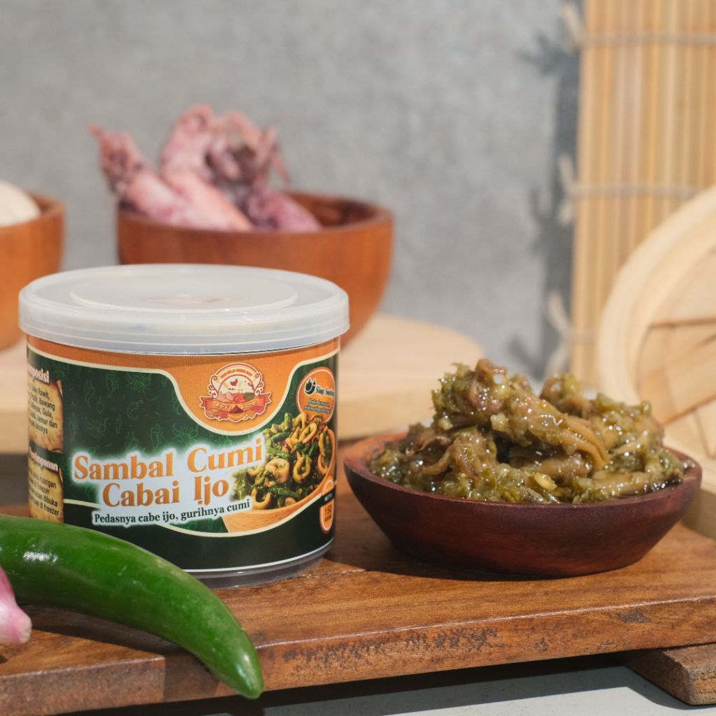

SAMBAL CUMI CABE IJO 150gr/sambal kaleng/siap saji/ Sambal viral / sambal enak mantap / Pelopor sambal Pedas / Sambal Cumi Viral enak Juara pedasnya