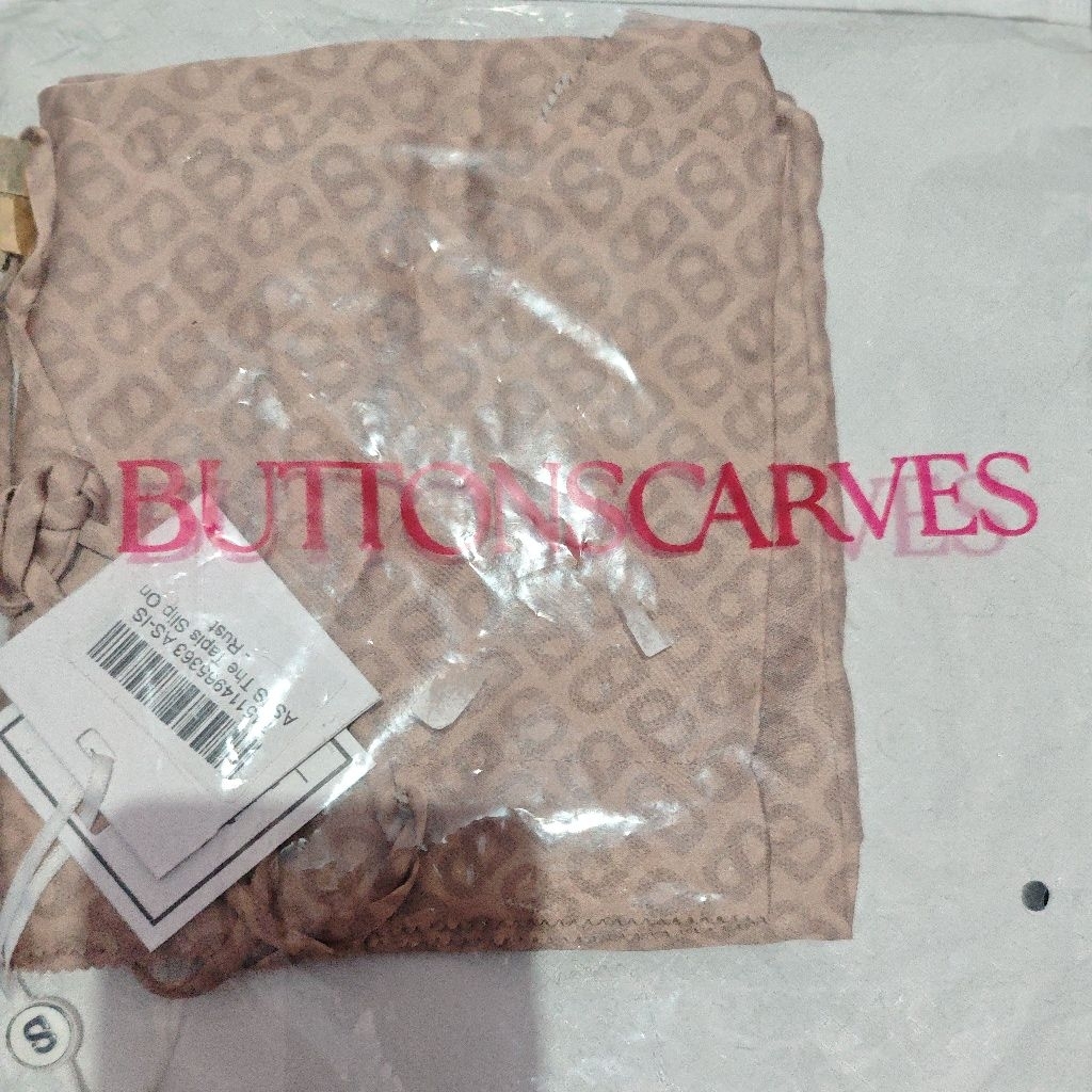 As is buttonscarves warehouse sale whs buttonscarves as is frozen tdp new york jubilation