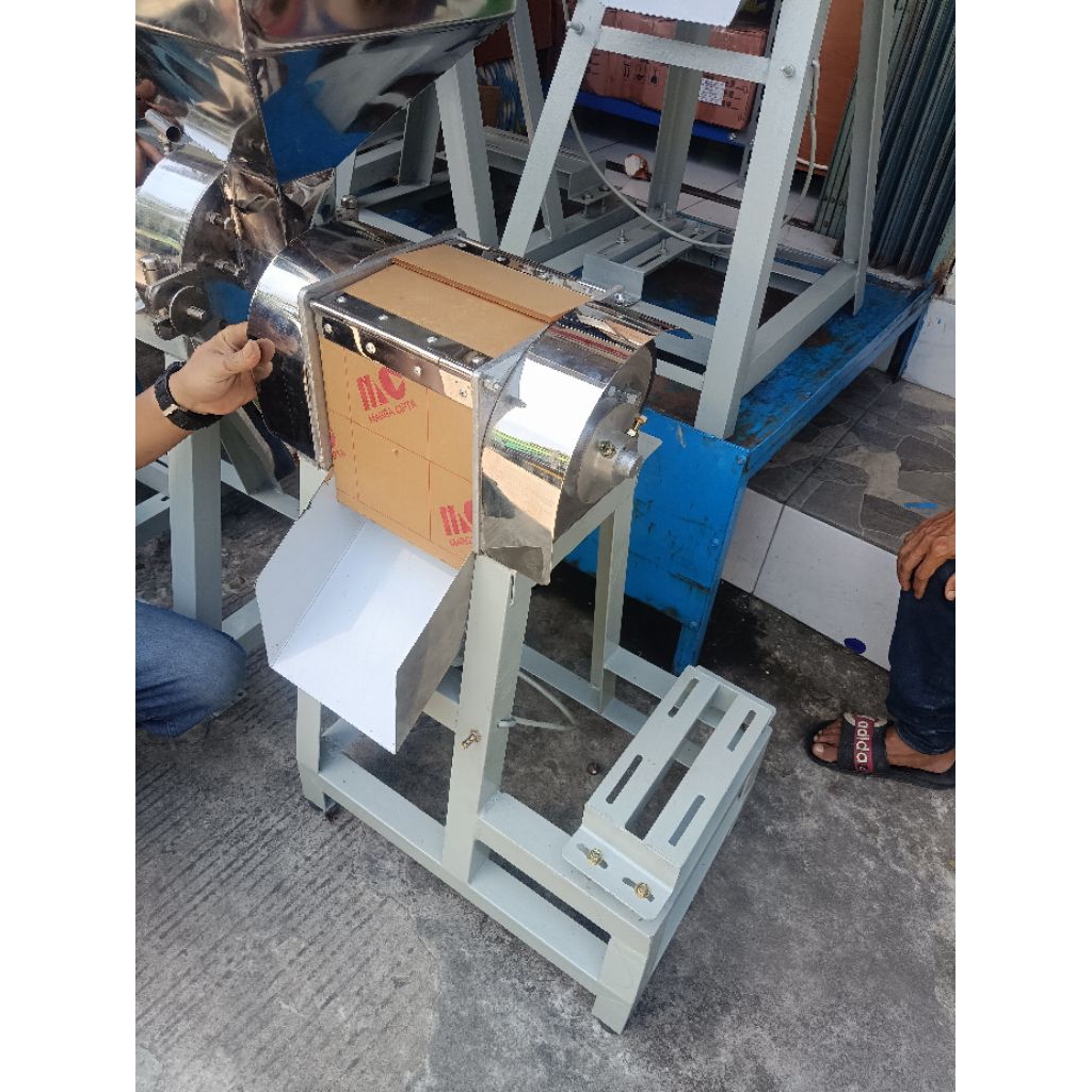 Parutan/kelapa-KELAPA-parut#mesin-parut