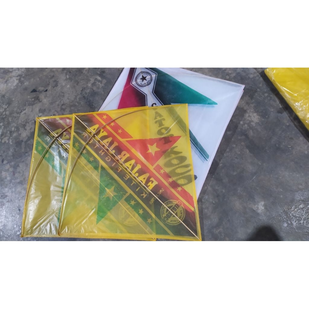 Layangan sukhoi standar 50pcs packing kardus