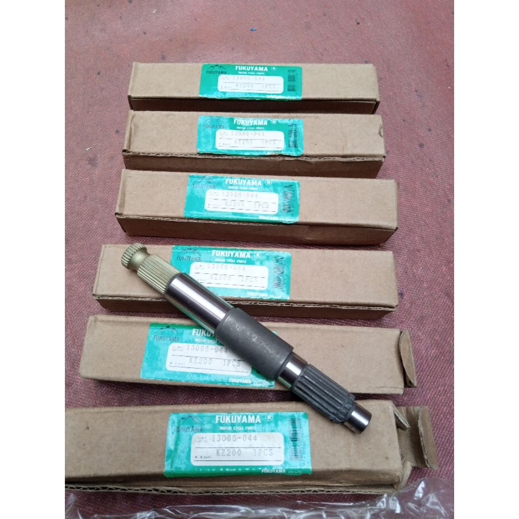 as selahan binter merzy kz200