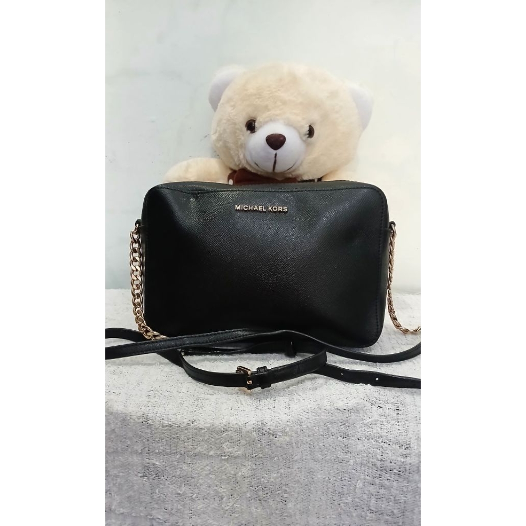 sling bag MK preloved