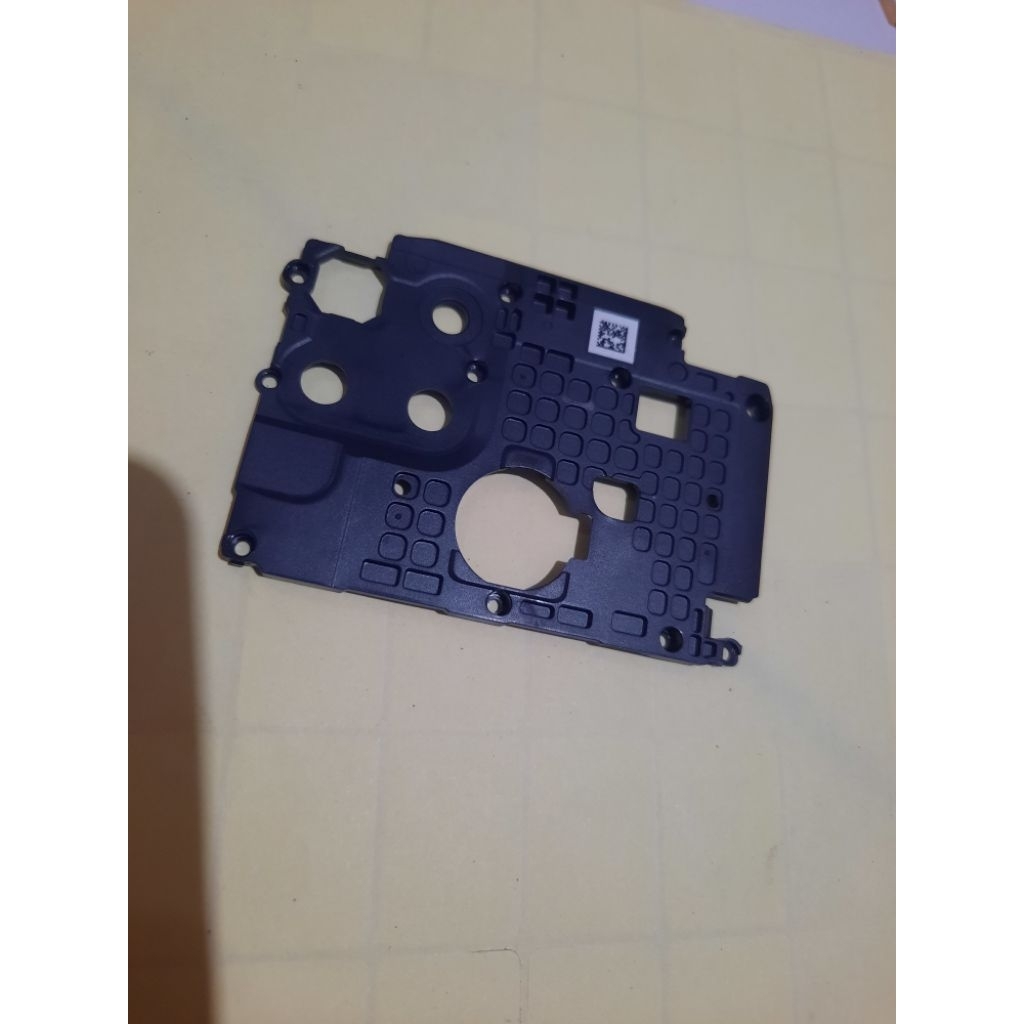 tutup mesin realme c12