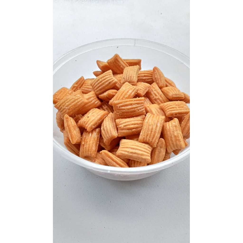 

Pang-Pang Manis 200 Gram / Kue Bantal Manis Gurih / Cemilan Jadul