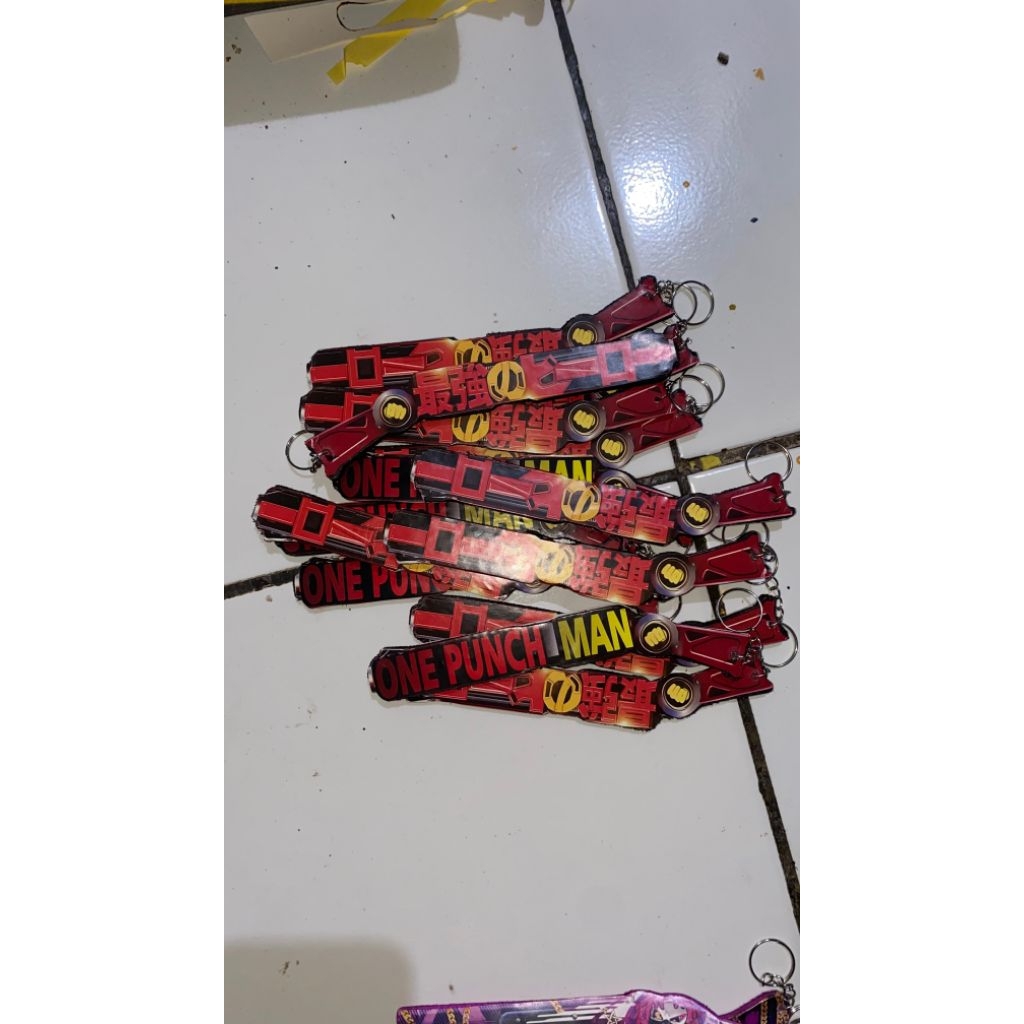 Gantungan kunci bentuk sg rapper