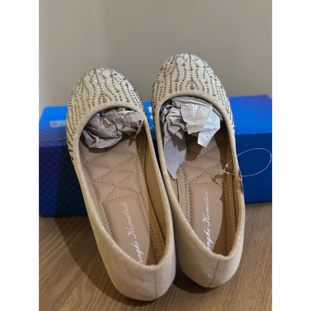Flat Shoes Wanita Sepatu Flat Yongki Komaladi Gold NEW ORIGINAL