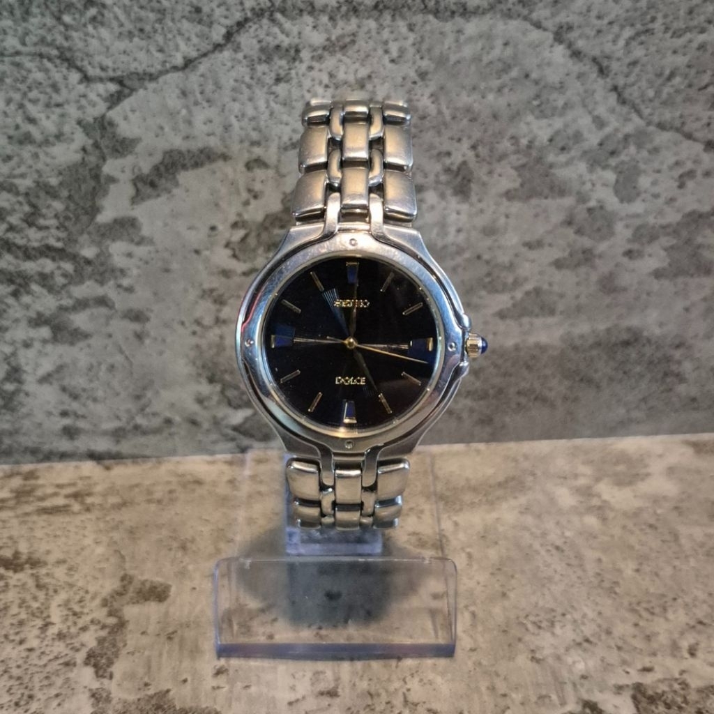 SEIKO DOLCE QUARTZ VINTAGE WATCH SECOND