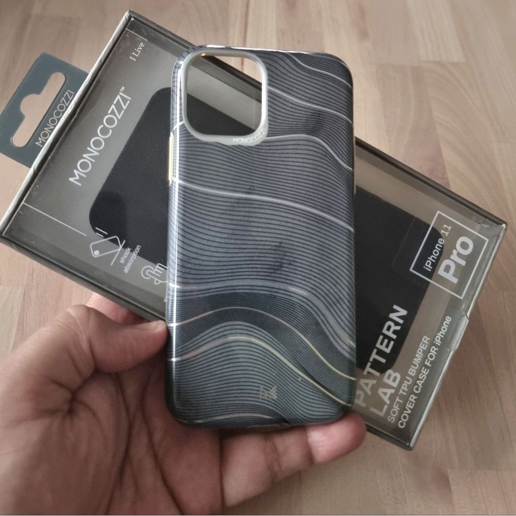 IBOX Monocozzi Iphone 11 Pro case ex pemakaian
