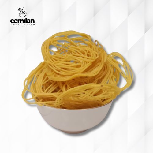 

Kerupuk Mie Kuning Singkong Mentah Krupuk Asinan Gurih Renyah Enak Cemilan Anak Rantau