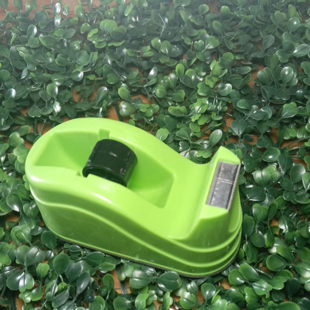 

Pemotong Pita selotip Kecil Perekat TAPE CUTTER JENIA