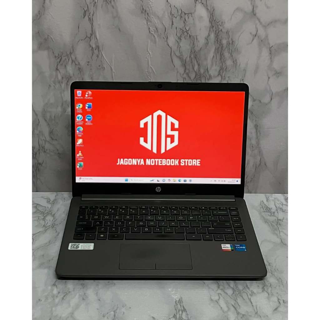 HP 240 G8 i5 1135G7 RAM 8GB SSD 512GB Iris Xe Graphics Layar 14 Inch