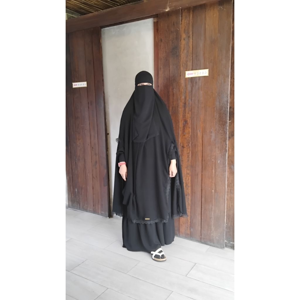 Khimar Jumbo Renda Tile Kecil Hitam Jetblack Armhole/Polos/handsplit