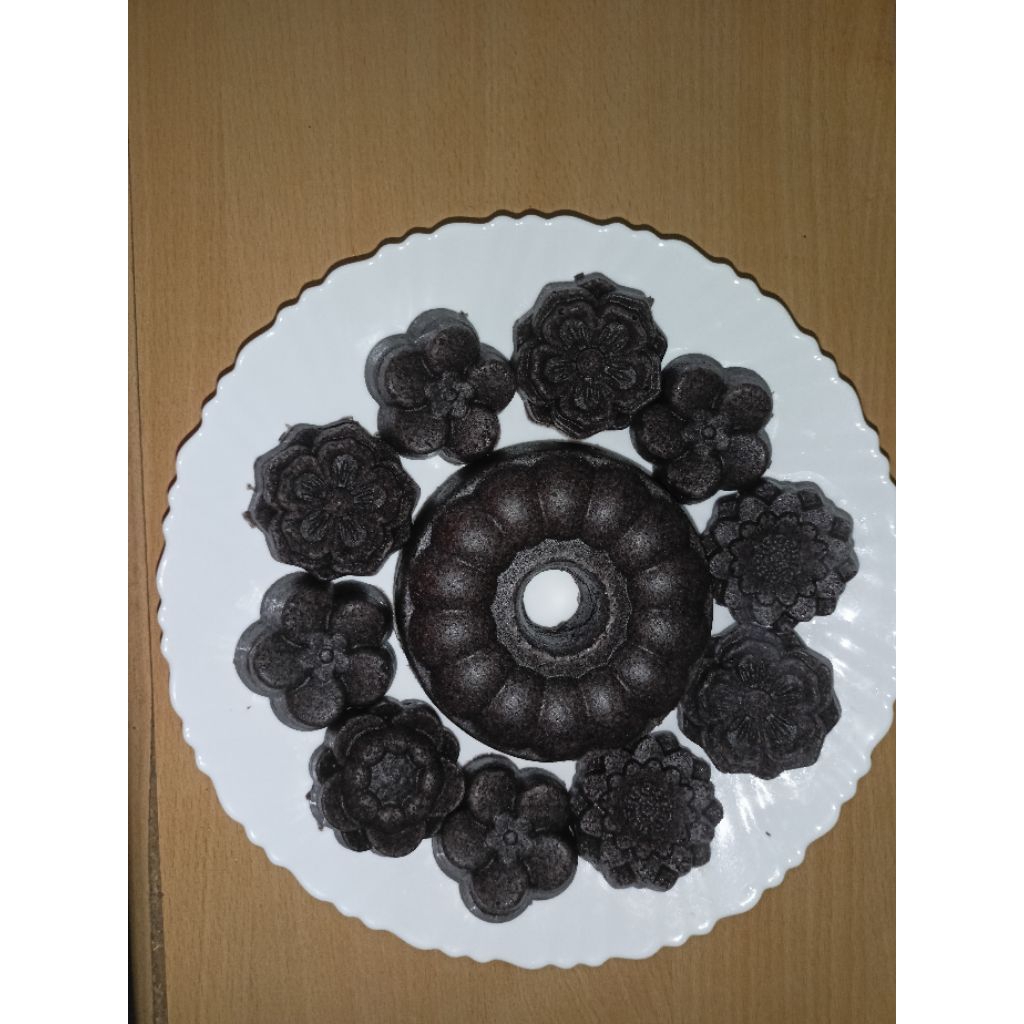 

Bolu Ketan hitam keju lumer mini