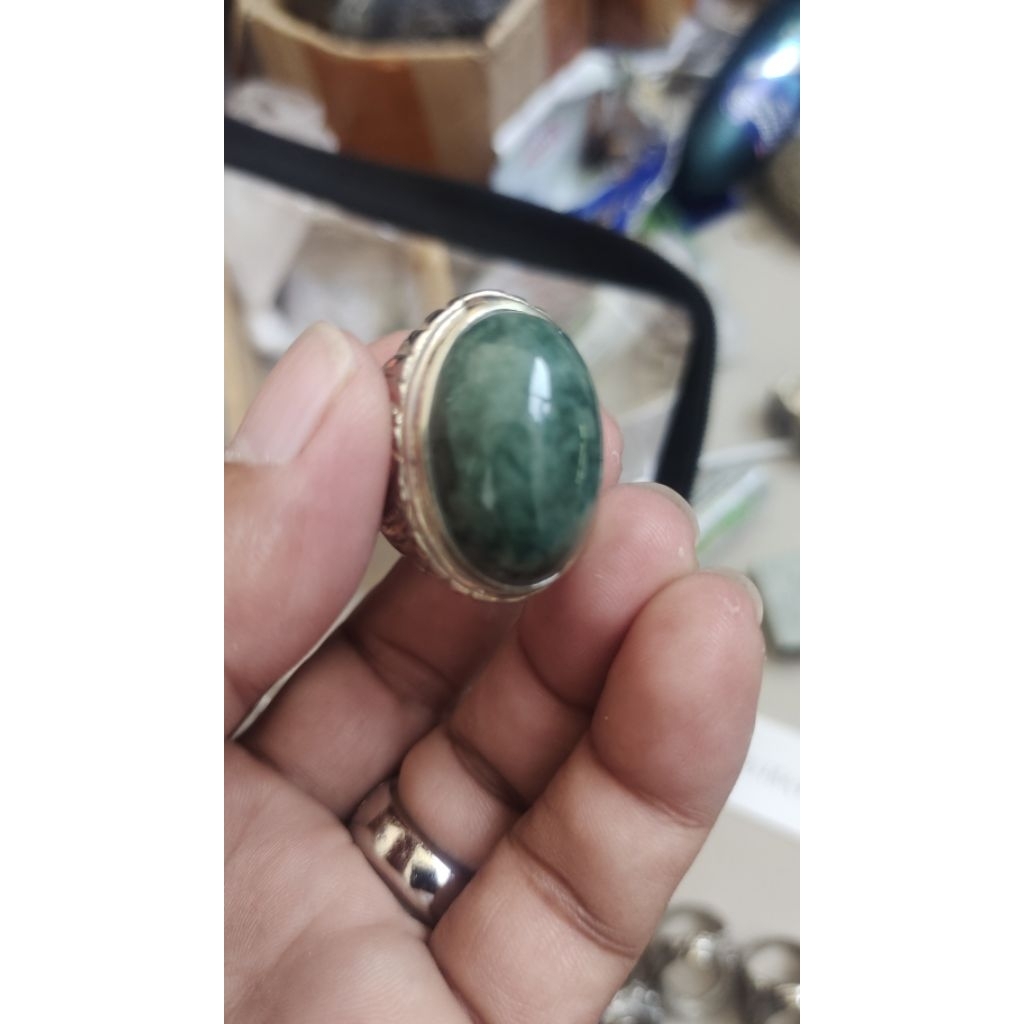 batu cincin giok nabire Papua hijau kinclong