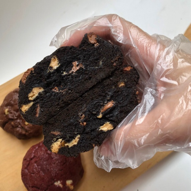 

SOFT COOKIES midnight caramel cookie (big) By thealanacookies