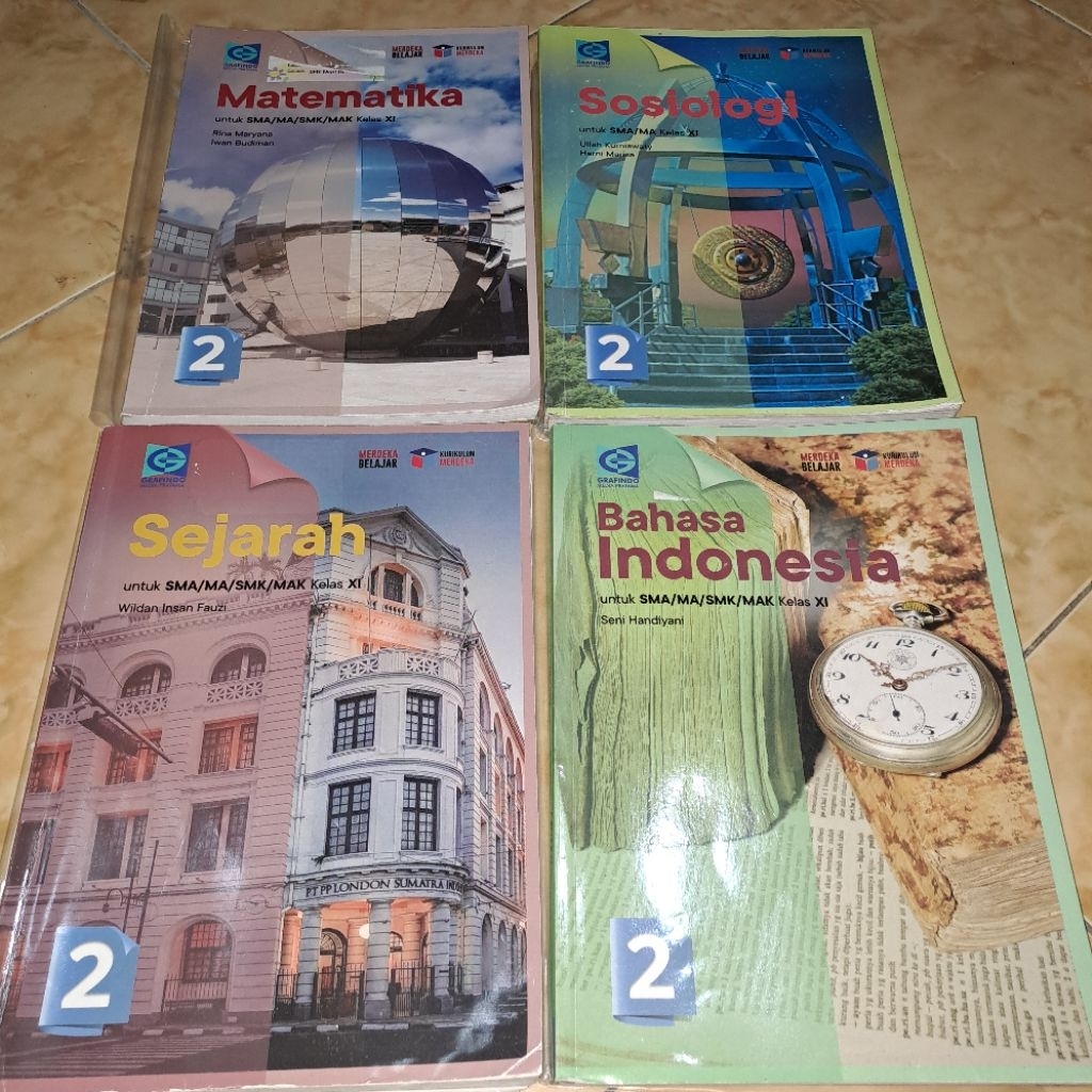 Buku Pelajaran Paket Kelas 11 XI 2 SMA | Merdeka Belajar Grafindo Preloved | Sejarah Matematika Sosi