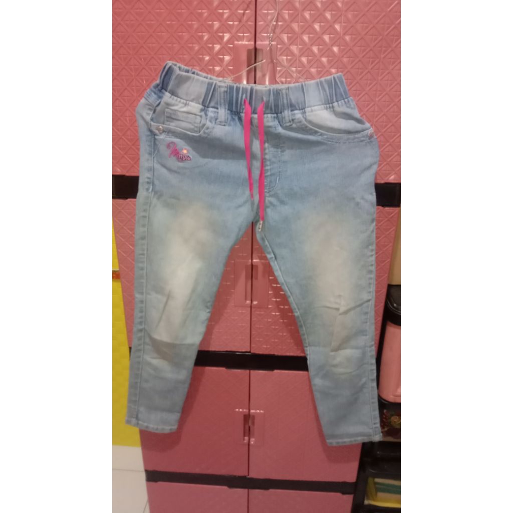 preloved celana semi Levis anak perempuan