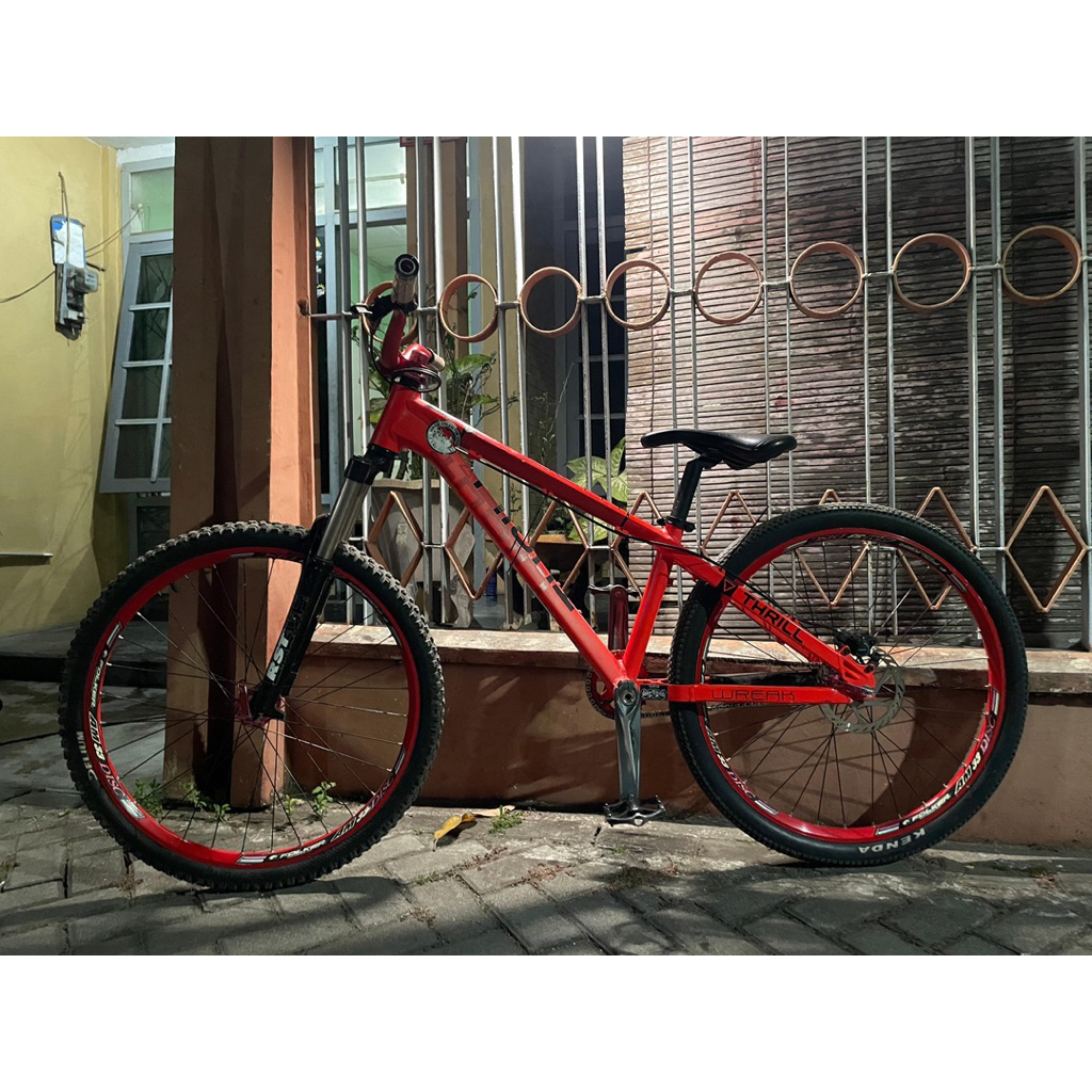 sepeda mtb thrill wreak 26 size m
