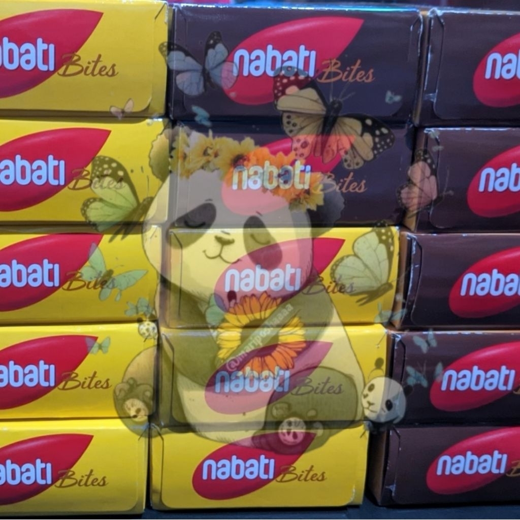

Nabati Wafer Bites Free Photocard Twice