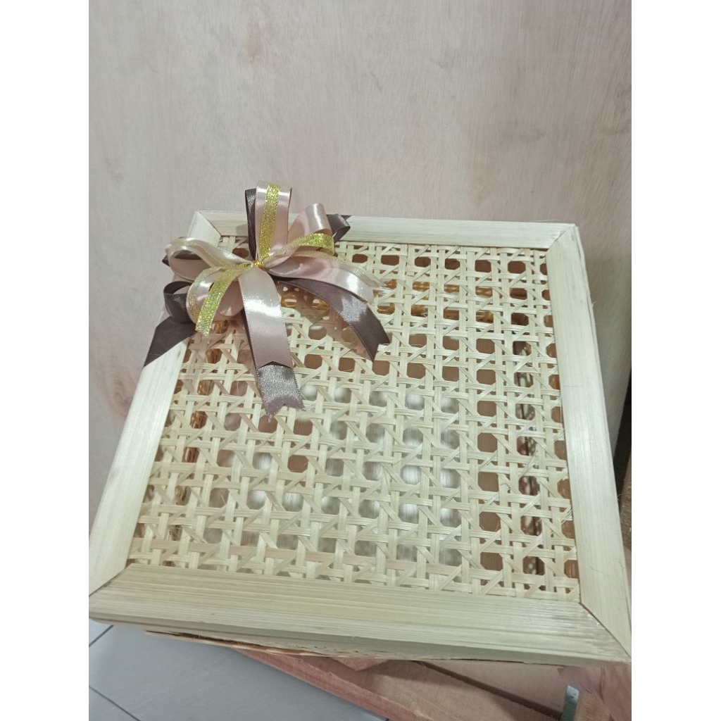 

box hexagonal natural/bleaching 25*25cm