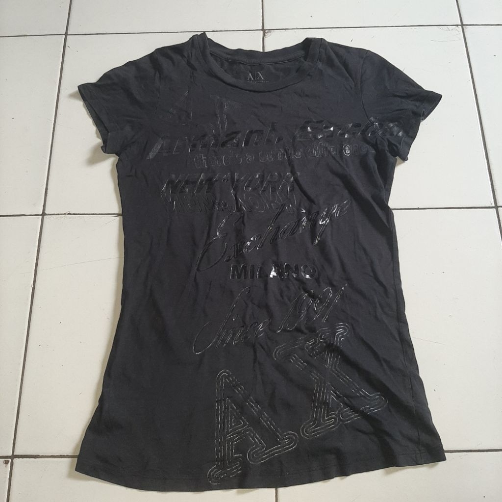 kaos armani preloved