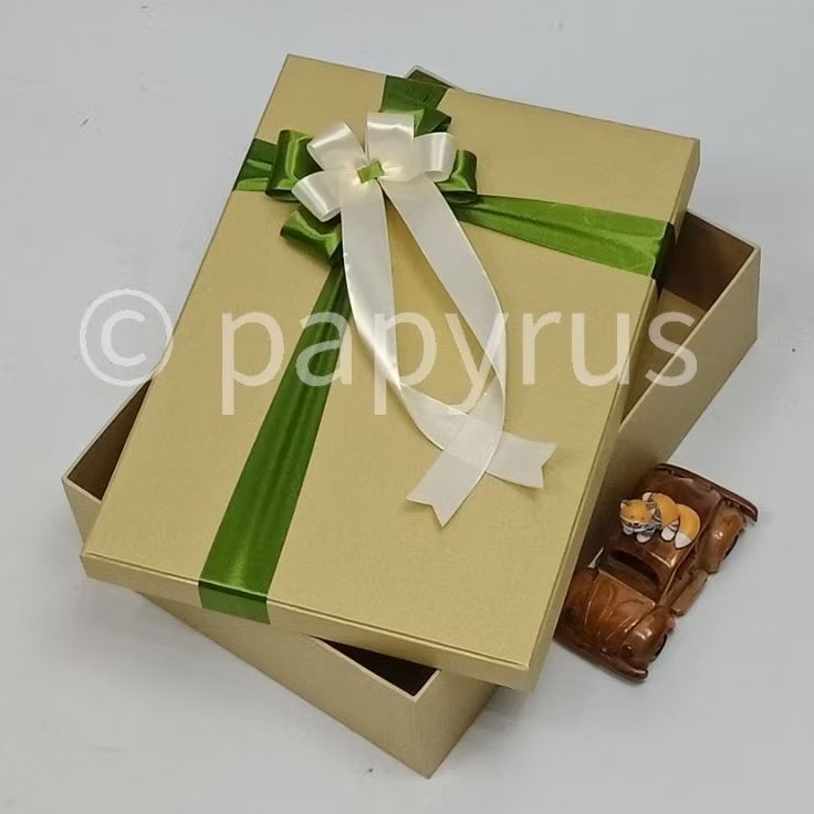 

PAPYRUS 25x35 Tinggi 8cm Kotak Kado Gift Box Hardbox Hampers V2