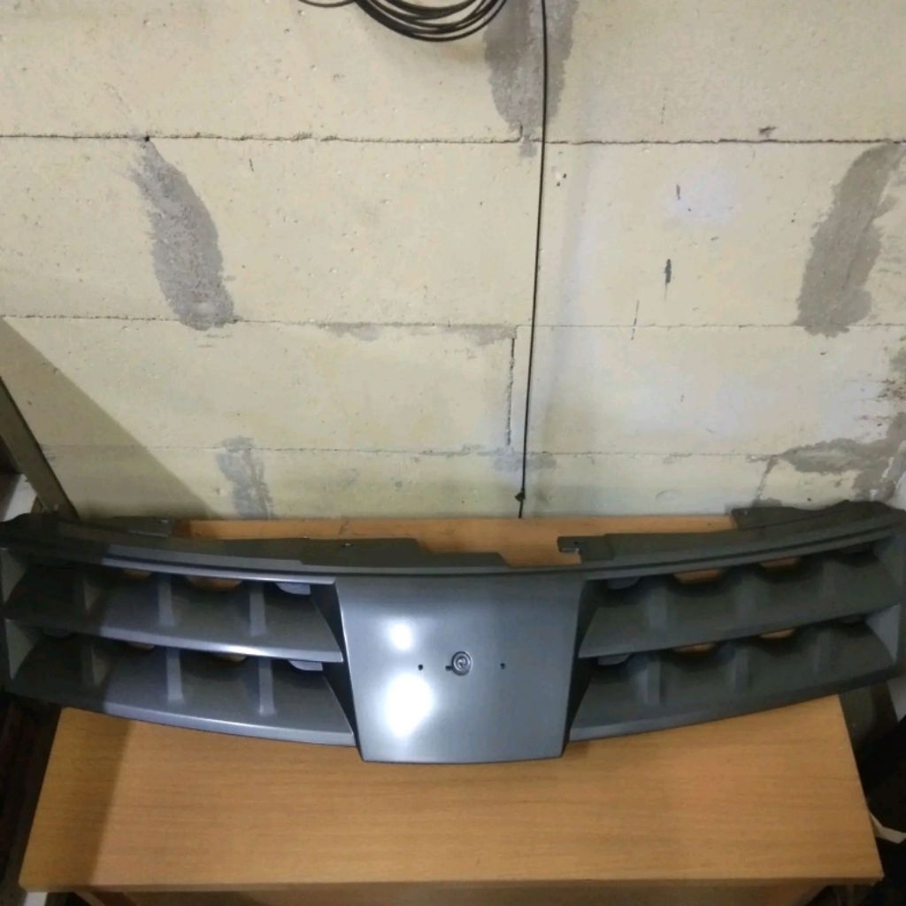 Grill radiator Nissan Grand livina L10 2007-2012