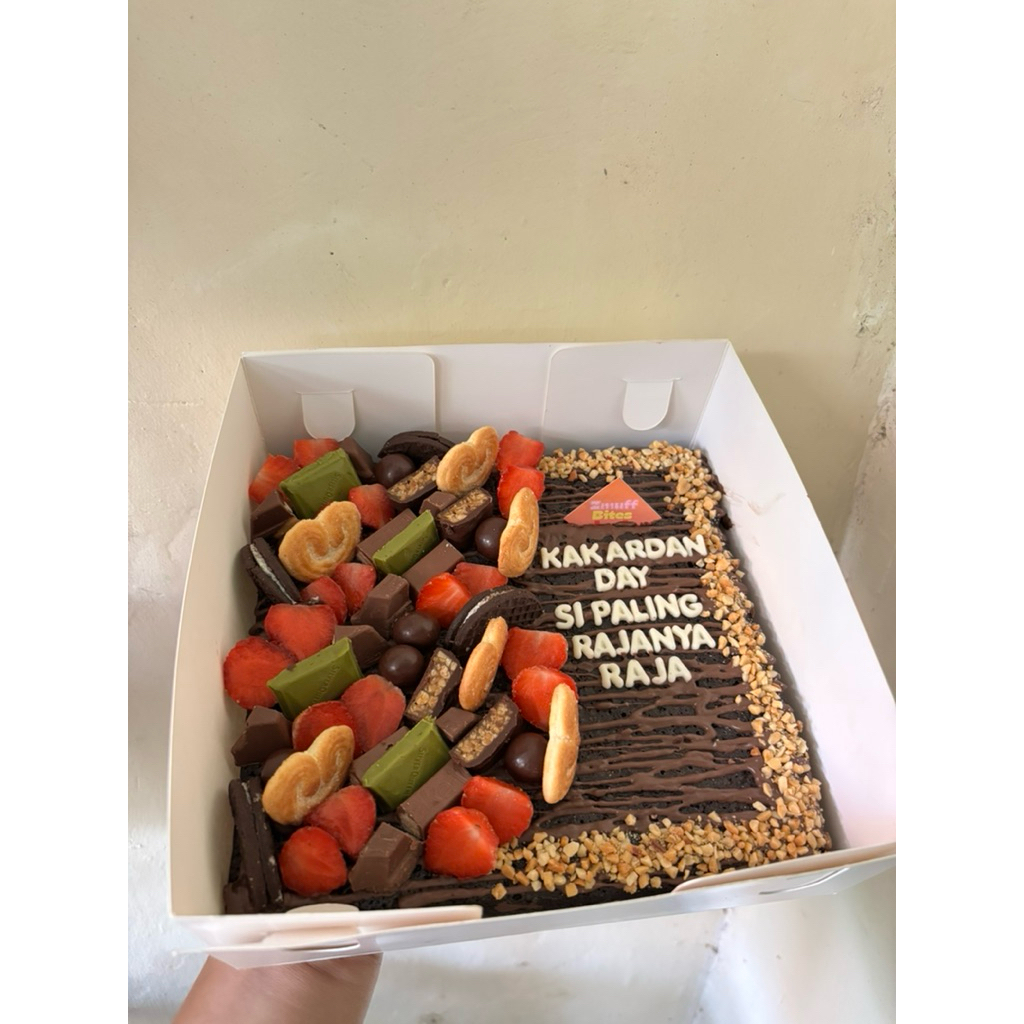 

ZMUFFBITES Brownies Chocoberry 20x20