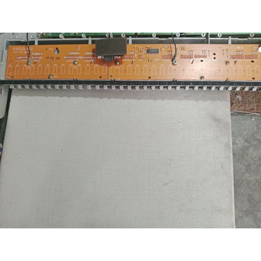 1 Set Papan tuts Keyboard TECHNICS KN-2400/2600 Kondisi 100% Normal Dan Mulus Seperti Baru