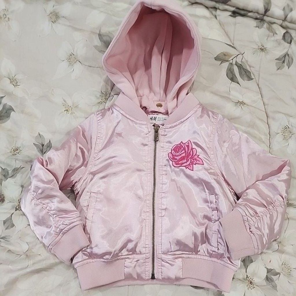 jaket hoodie anak Pink satin silk 3-4 years