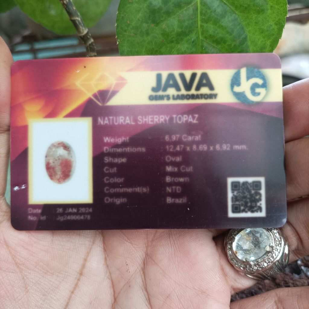 Akik Permata Sherry Topaz.