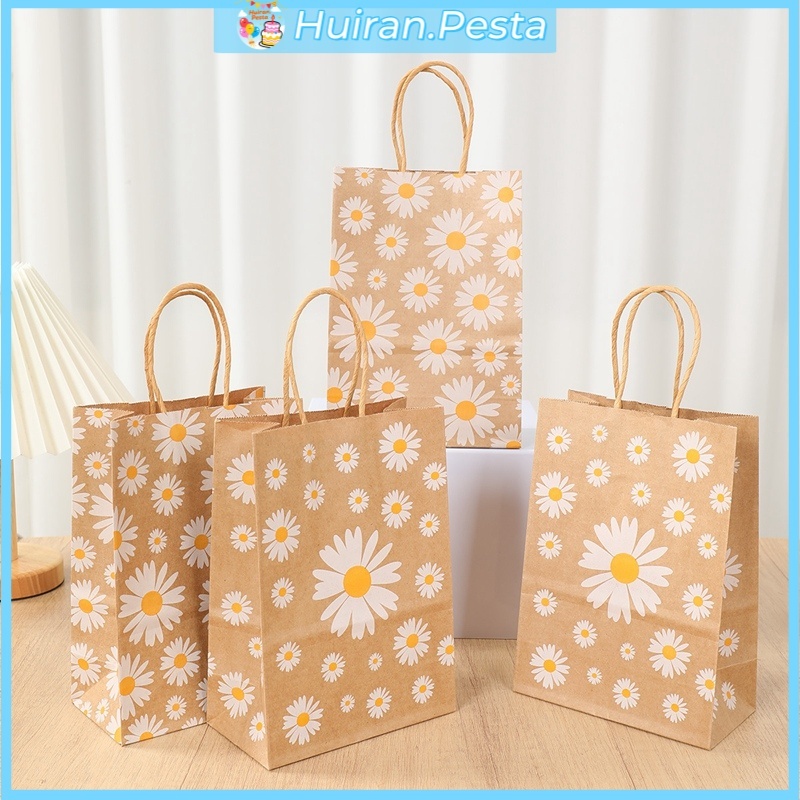 

Paper Bag Kado Aesthetic Unik, Motif Retro Bunga Daisy Kecil, Tas Kertas Stylish Untuk Hadiah Spesial Buat Cewek Ulang Tahun Dekorasi