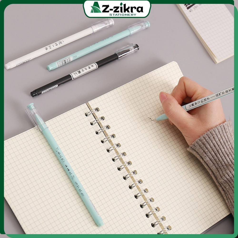

EC Alat Tulis Pena Gel Aksen Jepang 0.5MM / Pena Gel Tinta Hitam / Bolpoin Pena Cair Alat Tulis Kantor dan Sekolah Az Zikra Stationery A86