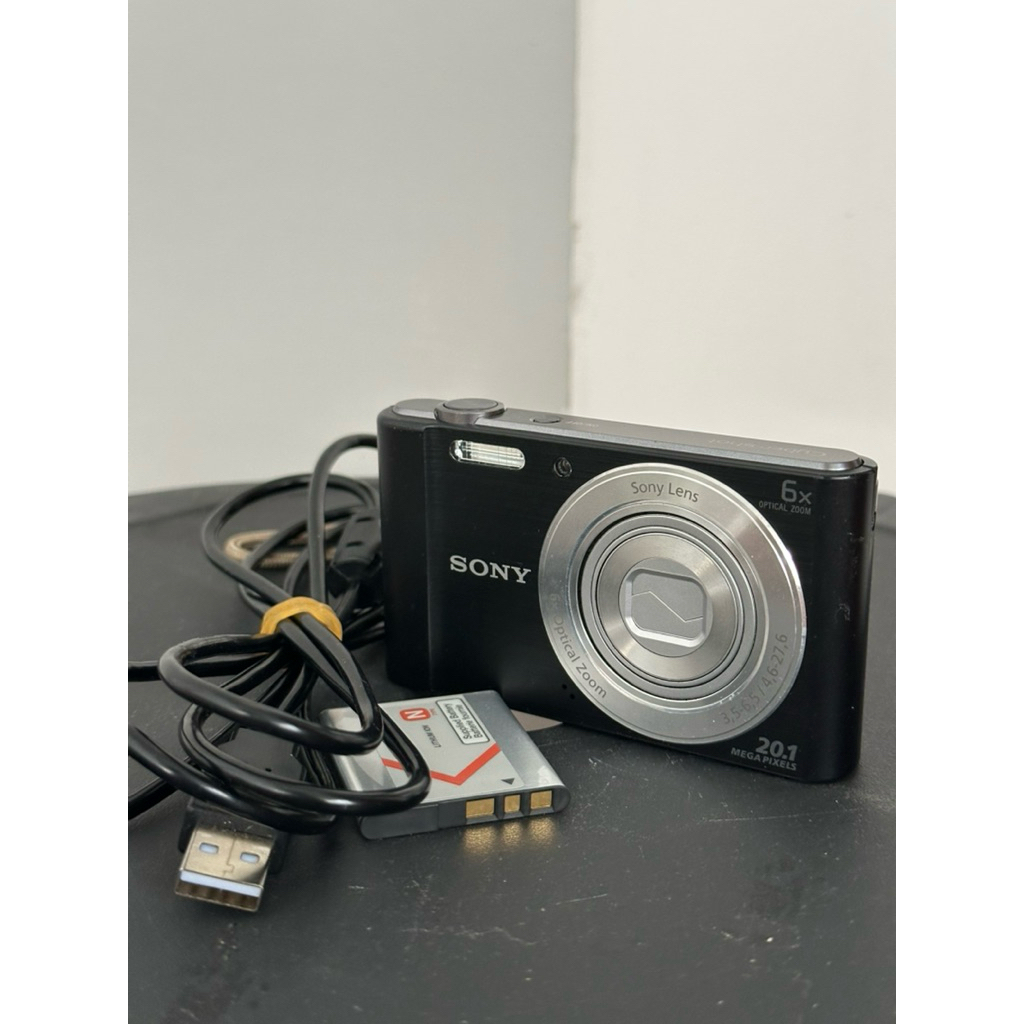 Kamera poket sony w810